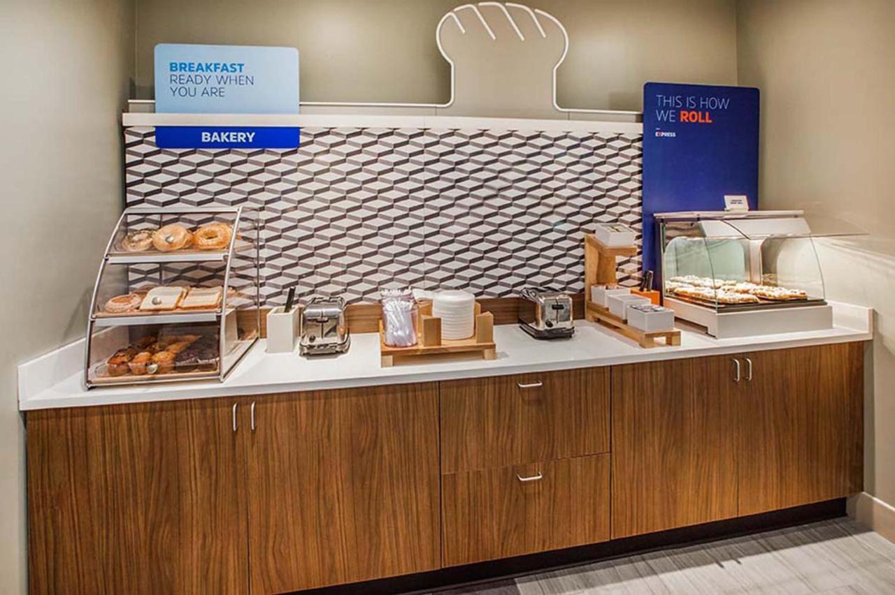 Holiday Inn Express Hotel & Suites Scott-Lafayette West By Ihg Eksteriør bilde